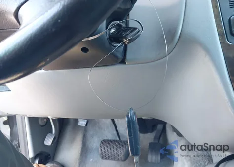 2005 Mercedes-Benz Ml 350 4Matic z USA, uszkodzony, nr VIN 4JGAB57E65A566996